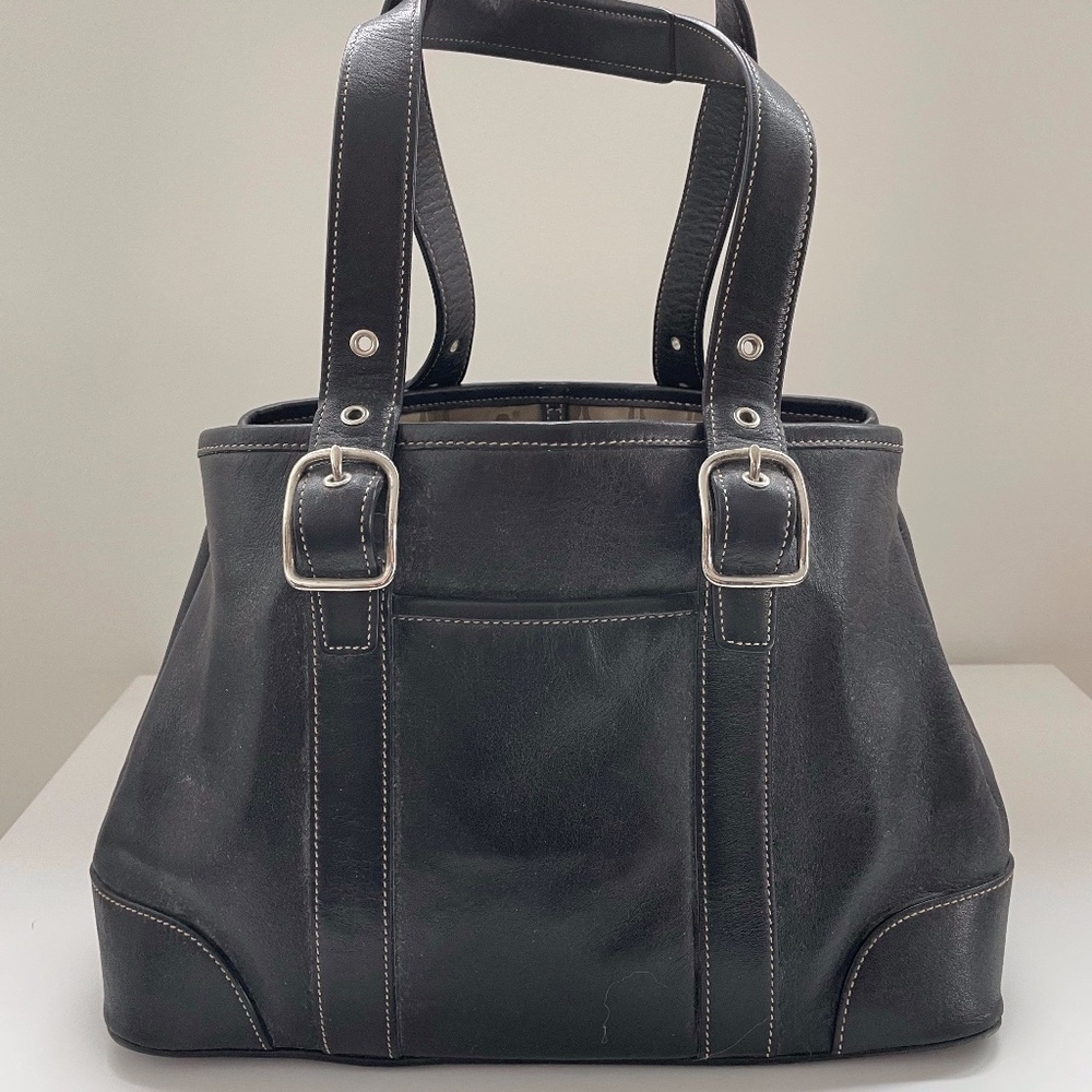 Coach Black Leather Handbag with Contrast Stitching, Silver Hardware N-B04S-7588